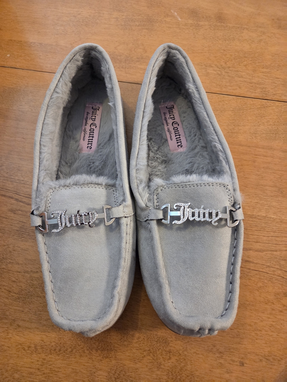 Juicy Couture Gray Faux Fur Lined Moccasin Slippers